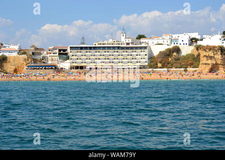 Strand von Peneco, Albufeira, Algarve, Portugal, Sommer Meer Stockfoto