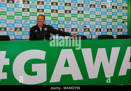 Nationale Fußball-Stadion im Windsor Park, Belfast. 21. Aug 2019. Northern Ireland älterer Frauen internationaler Manager Kenny Shiels angekündigt, seine Gruppe heute für die bevorstehenden Spiele gegen Norwegen (30. August in Belfast) und Wales (03. September 2001 in Newport, Wales). Diese werden die ersten umkämpften Spielen werden für Shiels als Manager nach seiner Ernennung am 16. Mai 2019. Quelle: David Hunter/Alamy Leben Nachrichten. Stockfoto