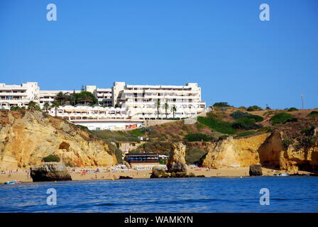 Strand Dona Ana, Algarve in Portugal Stockfoto