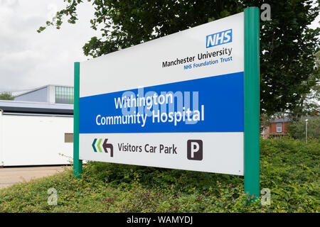 Signage für withington Community Hospital in South Manchester, Großbritannien. Stockfoto