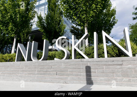 Ein logo Zeichen außerhalb des Hauptquartiers von Nu Skin Enterprises in Provo, Utah am 29. Juli 2019. Stockfoto