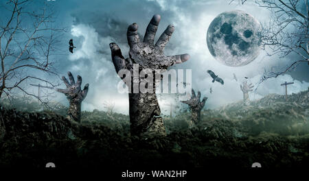 Das Konzept der Halloween mit Zombies steigen aus dem Friedhof. Stockfoto