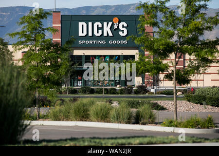 Ein logo Zeichen außerhalb des Dick Sporting Goods Store in American Fork, Utah am 30. Juli 2019. Stockfoto