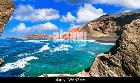 Kanarischen Inseln. Malerische vulkanische Insel Lanzarote mit beeindruckenden Meer Landschaft. El Golfo Strand Stockfoto