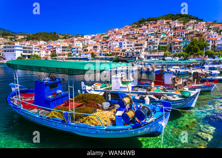 Traditionelle Griechenland - wunderschöne Lesbos (Lesbos) Insel. Authentische Plomari Fischerdorf Stockfoto