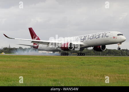 Von VIRGIN ATLANTIC ERSTE AIRBUS A350-1000, G-VLUX. Stockfoto