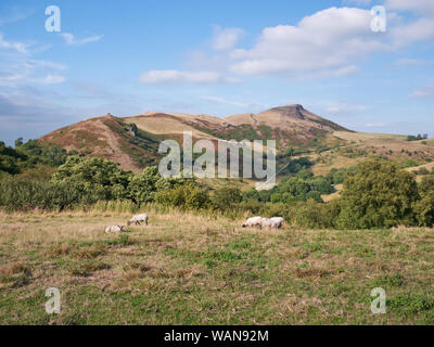 Caer Caradoc im Shropshire Hills Gebiet von außergewöhnlicher natürlicher Schönheit Stockfoto