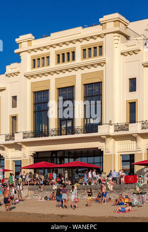 Die Städtischen Casino und der Große Strand von Biarritz (Atlantische Pyrenäen - Frankreich). Dieser Raum begrüßt, den G7-Gipfel 2019 Vom 24. bis 26. August. Stockfoto