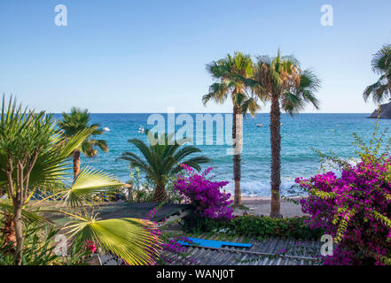 Am Strand der Costa Brava "Barcelona" finden wir diesen Ort so ruhig Stockfoto