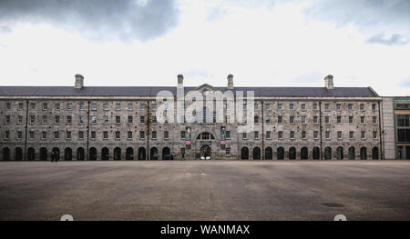 Dublin, Irland - 13. Februar 2019: architektonische Details der nationalen Museum von Irland an einem Wintertag Stockfoto