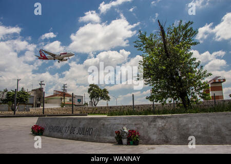 Memorial Square Juli 17, TAM Flug 3054, Campo Belo, São Paulo, Brasilien Stockfoto