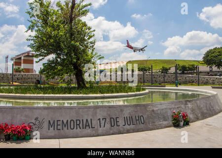 Memorial Square Juli 17, TAM Flug 3054, Campo Belo, São Paulo, Brasilien Stockfoto