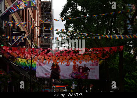 Manchester Gay Village im Pride Stockfoto