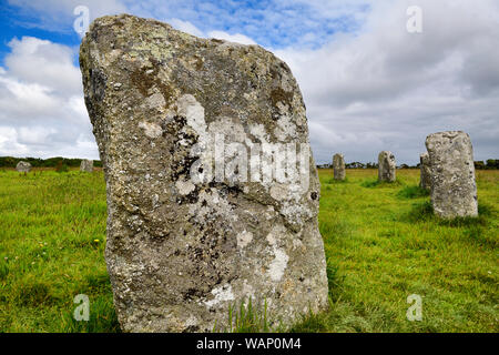 Nahaufnahme eines 19 Granit Megalithen in Merry Maidens von Boleigh neolithische Steinkreis Cornwall England Stockfoto