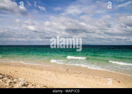 Schöner Strand Blick auf den Strand von der Insel Koh Kradan, Thailand Stockfoto