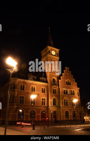 Alten Hafen Bürogebäude Kölner Rheinauhafen, Hafenamt, Nacht, beleuchtet Stockfoto