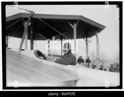 DOMENJOS, Juan, VON SÜDAMERIKA, Aviator. Mit BLERIOT ODER ANTOINETTE EBENE. PAN AMERICAN wissenschaftlicher Kongress Stockfoto