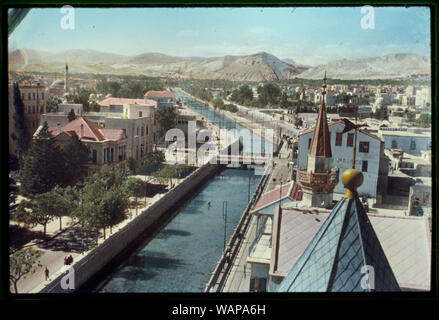 Damaskus, Palmyra und Baalbek. Damaskus, Fluss Abana. II Könige 5:12 Stockfoto