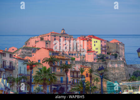 Von Calvi, das Meer im Hintergrund Stockfoto