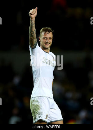 Leeds United ist Liam Cooper feiert nach dem Himmel Wette Championship Match an der Elland Road, Leeds. Stockfoto