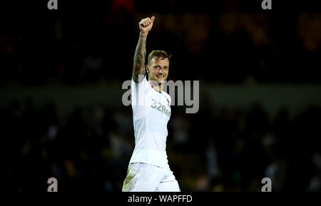 Leeds United ist Liam Cooper feiert nach dem Himmel Wette Championship Match an der Elland Road, Leeds. Stockfoto