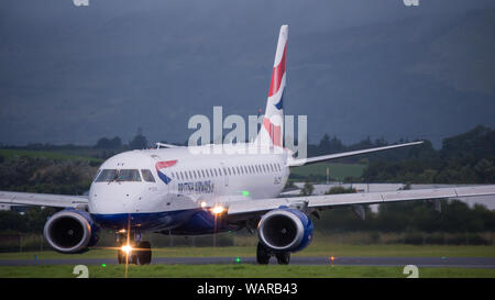 Glasgow, UK. 21. August 2019. Regnerischen Tag in Glasgow International Airport. Colin Fisher/CDFIMAGES.COM Stockfoto