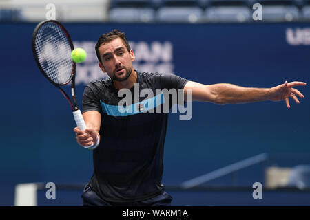 Flushing NY, USA. 21 Aug, 2019. Marin Cilic auf der Praxis Gericht am USTA Billie Jean King National Tennis Center am 21. August 2019 in Flushing Queens. Quelle: MPI04/Medien Punch/Alamy leben Nachrichten Stockfoto