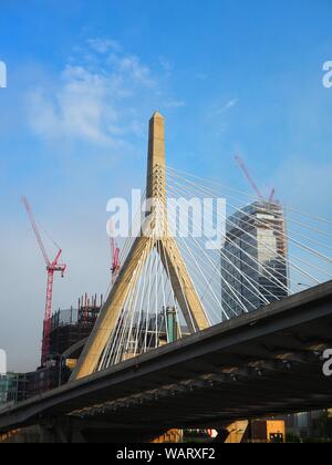 Die Zakim Brücke Stockfoto