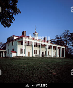 Dämmerung Blick auf George Washington's Home, Mount Vernon, Virginia Stockfoto