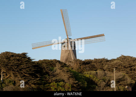 Im holländischen Stil Windmühlen, Golden Gate Park, San Francisco, Kalifornien Stockfoto