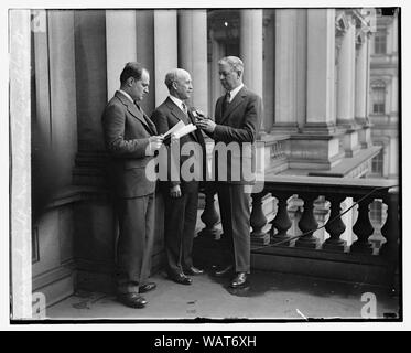 Dwight Davis dekorieren Orville Wright, [2/27/29] Stockfoto