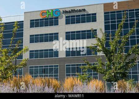 Ein logo Zeichen außerhalb des Hauptsitzes der CHG Healthcare in Midvale, Utah am 28. Juli 2019. Stockfoto