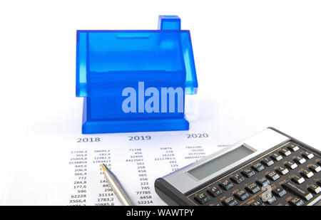 Die Berechnung der Finanzen für den Kauf eines Hauses und mortage im Jahr 2020 Stockfoto