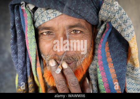 Markt Anbieter auf dem Markt am Ufer des Flusses Buriganga in Dhaka, Bangladesh Stockfoto