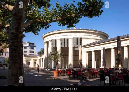 Der Elisenbrunnen, Pumpenraum, Aachen, Nordrhein-Westfalen, Deutschland. der Elisenbrunnen, Aachen, Nordrhein-Westfalen, Deutschland. Stockfoto