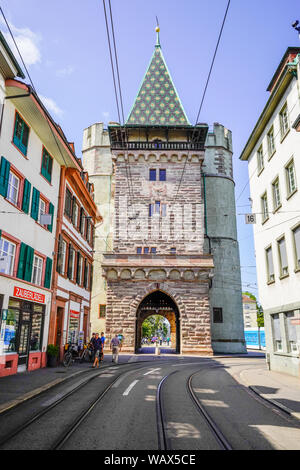 Spalentor, Old Town City Gate Tower, Basel, Schweiz. Das Spalentor (Tor der Spalen) ist die eindrucksvollste und herrlichen der Stadttore noch Rem Stockfoto