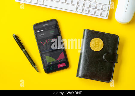 Bitcoin BTC Börse Hintergrund Konzept. Analyse Börse Investitionen mit finanziellen Dashboard, Business Intelligence graph auf SMA Stockfoto