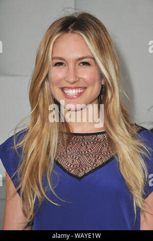 LOS ANGELES, Ca. Juli 14, 2011: Sarah Carter bei der Premiere von "ein wenig Hilfe" an der Cary Grant Theatre von Sony Pictures Studios. © 2011 Paul Smith/Featureflash Stockfoto