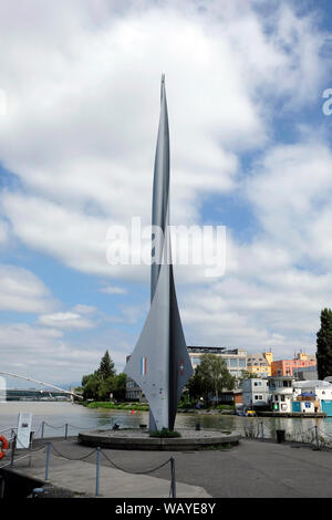 Ein Blick auf Dreilandereck, ein Denkmal in Basel, markiert er die drei Punkt, wo die Grenzen der Schweiz, Deutschland und Frankreich. Stockfoto