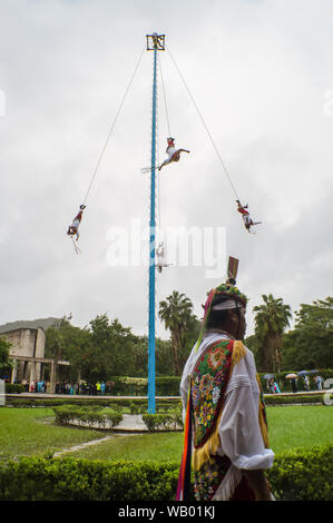 Tanz der Flyer eine berühmte papantla Papantla Flyer in Veracruz und Chief Stockfoto