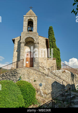 Die Kirche von St-Benoit-en-Diois im Drome Region in Frankreich Stockfoto