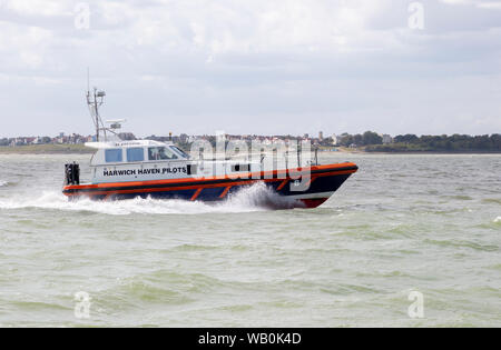 Harwich Hafen Piloten pilot Boot in der Nähe der Hafen von Felixstowe, Suffolk, England, Großbritannien Stockfoto