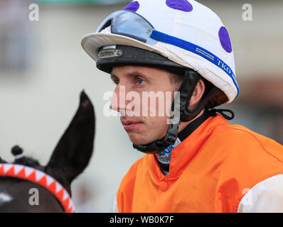 22. August 2019, York, York, Großbritannien; 2019 Darley Yorkshire Oaks/Ladies Day; Jockey James Sullivan Credit Conor Molloy/News Bilder Stockfoto