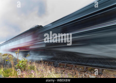 Jacobite Steam Train Abfahrt Mallaig, Schottland Highlands Stockfoto