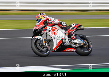 TOWCESTER, VEREINIGTES KÖNIGREICH. 23 Aug, 2019. Takaaki Nakagami (JPN) der LCR Honda Idemitsu während der Praxis Sitzung 1 der GoPro Britischen Grand Prix in Silverstone am Freitag, den 23. August 2019 in TOWCESTER, ENGLAND. Credit: Taka G Wu/Alamy leben Nachrichten Stockfoto