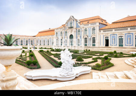 Park im Innenhof der nationalen Palast von Queluz, Lissabon, Portugal Stockfoto