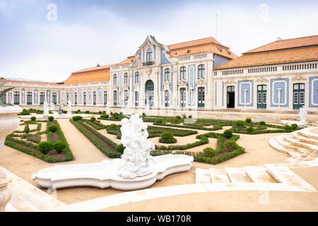 Park im Innenhof der nationalen Palast von Queluz, Lissabon, Portugal Stockfoto