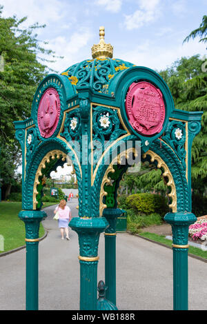 Memorial Trinkbrunnen in Mowbray Park, Sunderland, Tyne und Wear, England, Vereinigtes Königreich Stockfoto