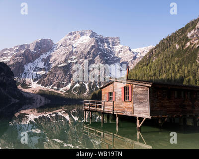 Taly, Südtirol, Dolomiten, Lago di Braies, Naturpark Fanes-Sennes-Prags im Morgenlicht Stockfoto