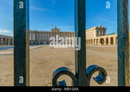 Das Äußere des Königlichen Palast, Madrid, Spanien, South West Europe, Stockfoto